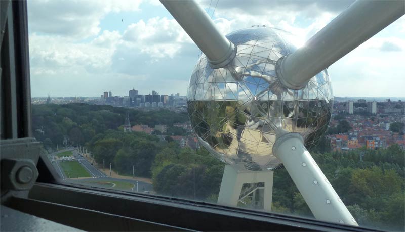 Blick auf Brüssel aus dem Atomium