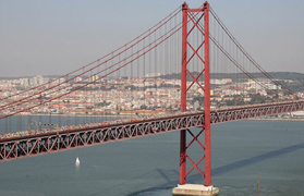 Brücke über den Tejo